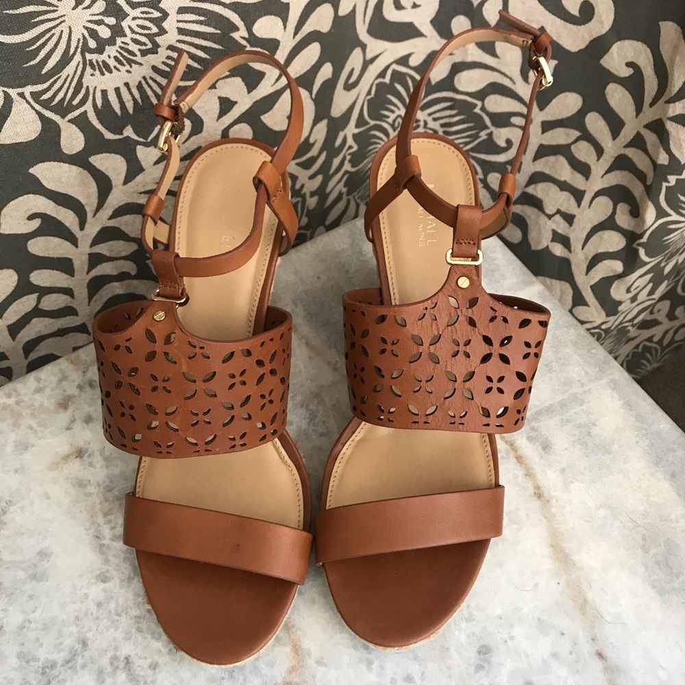 Micheal Kors wedges size 8.5
